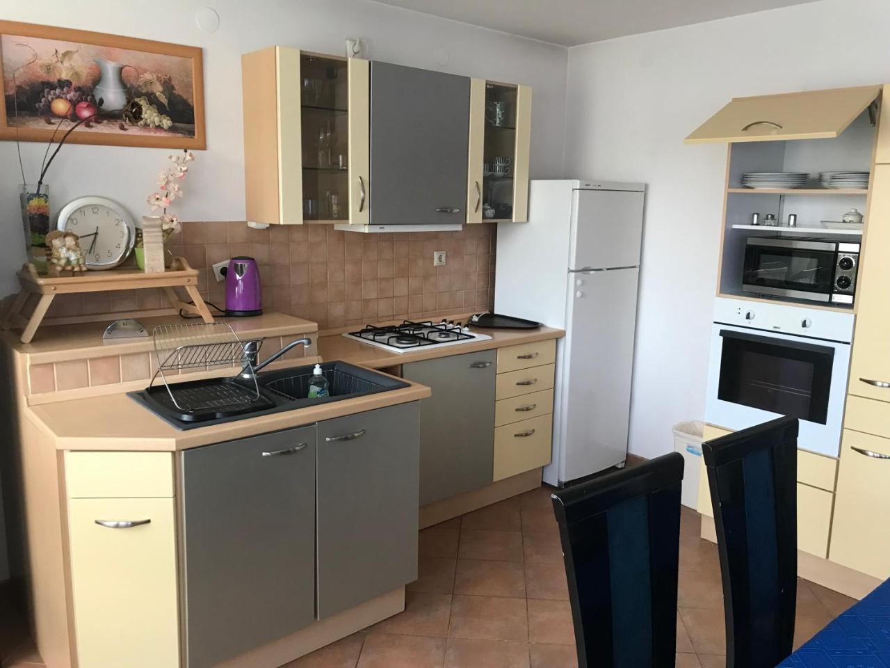 Lotusz Apartments In Nyíregyháza Екстериор снимка