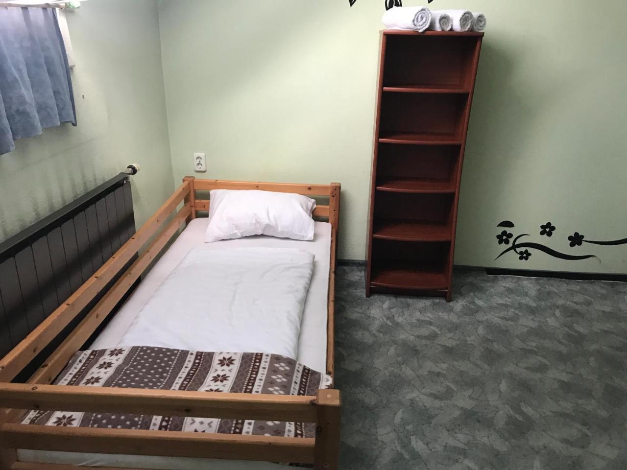 Lotusz Apartments In Nyíregyháza Екстериор снимка